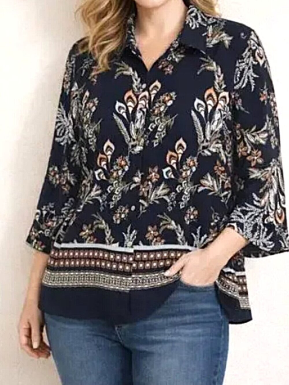 NWT Chico's Navy Floral Poly Blouse Border Bottom Blouse size 2